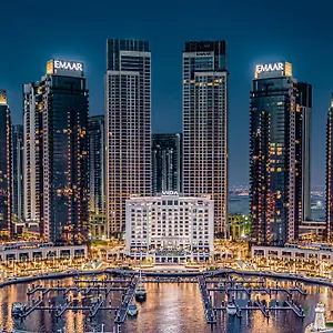 Vida Creek Harbour Отель